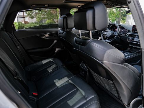 Used 2018 Audi S4 Premium Plus w/ Navigation Package image 32