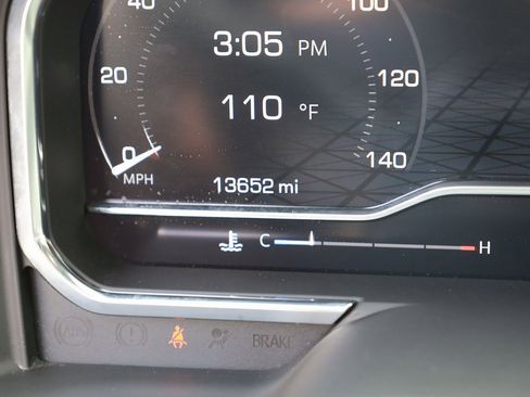 Used 2025 GMC Sierra 2500 AT4X image 15