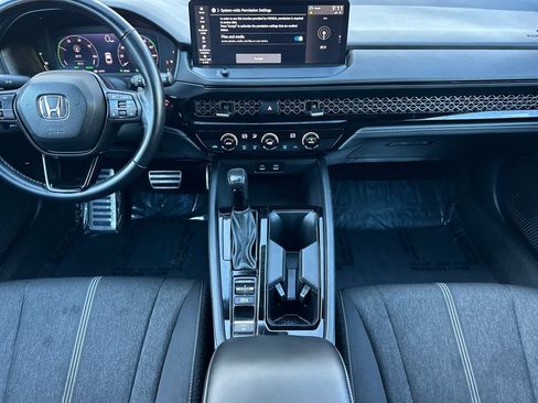 Used 2023 Honda Accord Sport image 14