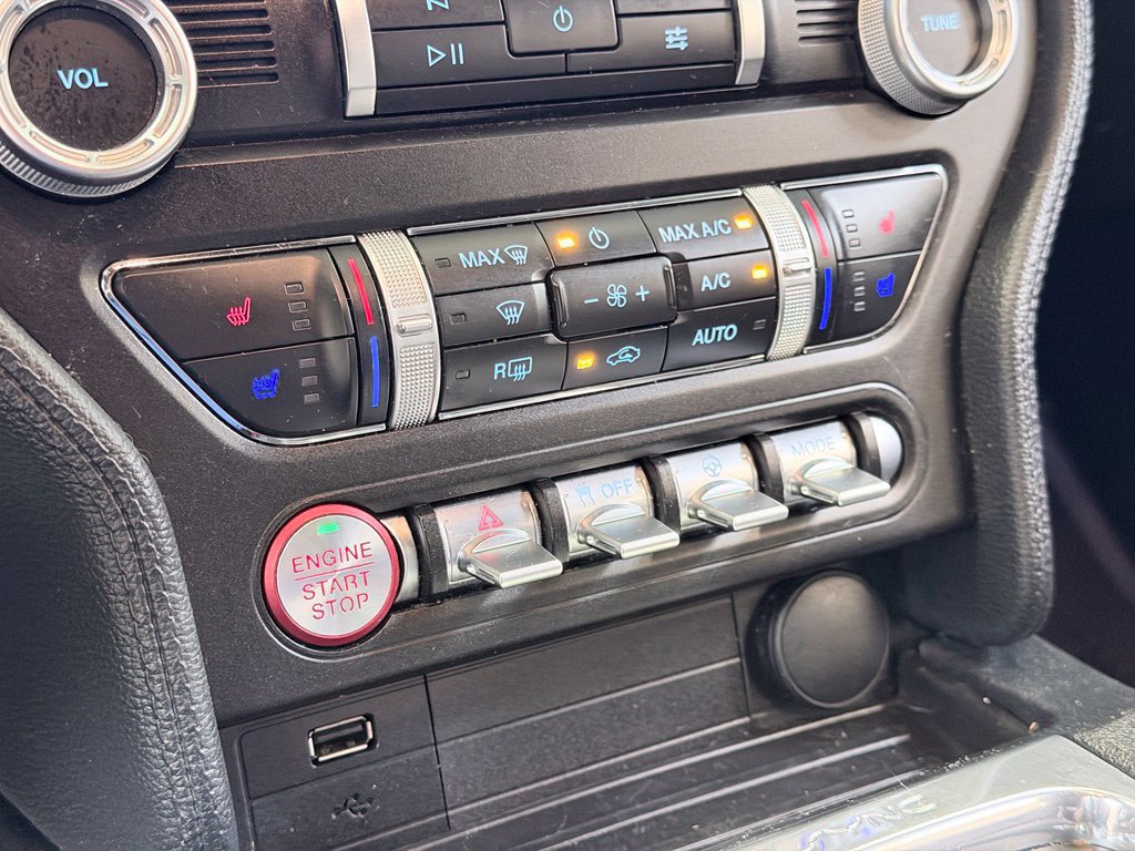 Used 2022 Ford Mustang Premium RWD image 43