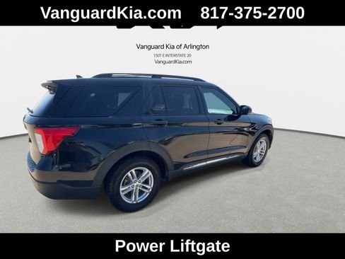 Used 2021 Ford Explorer XLT RWD image 9