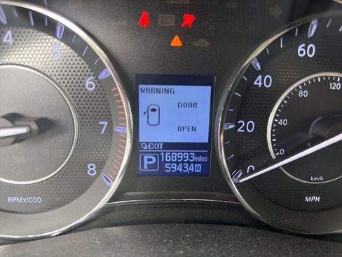 Used 2018 Nissan Armada SV w/ Driver Package image 9