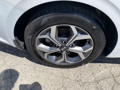 Used 2019 Kia Forte EX FWD image 26