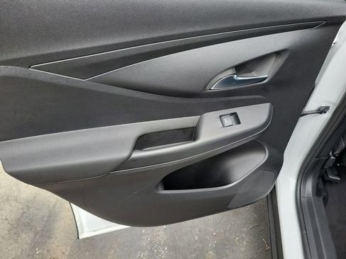 Used 2025 Buick Envista Preferred FWD image 16