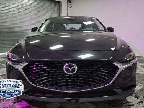 Used 2025 MAZDA MAZDA3 s FWD image 3