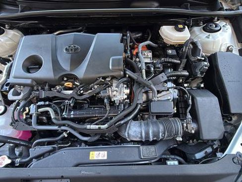 Used 2025 Toyota Camry XSE FWD image 26