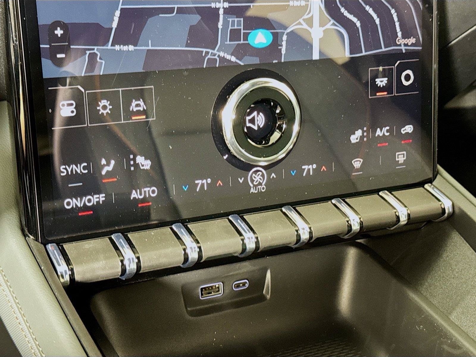 New 2027 GMC Terrain AT4 w/ Technology Package II AWD/4WD image 10