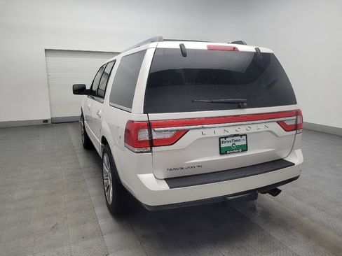 Used 2017 Lincoln Navigator Reserve image 5
