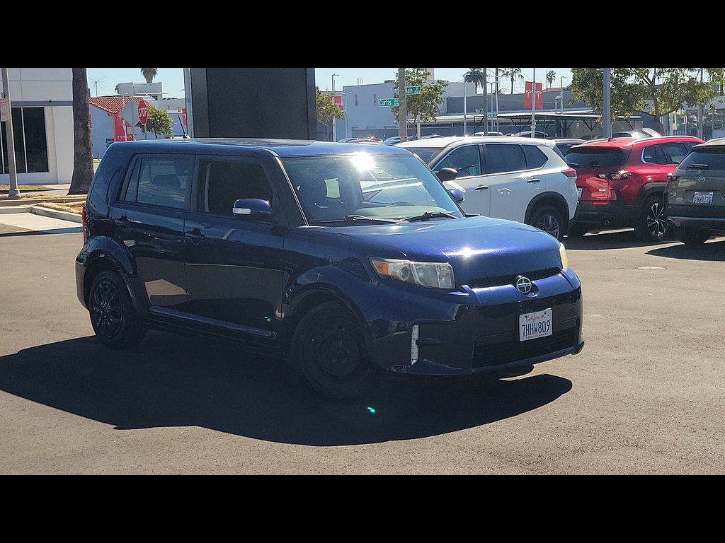 Used 2014 Scion xB FWD image 26