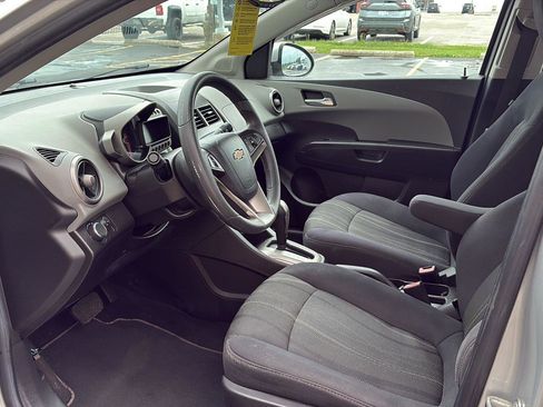 Used 2013 Chevrolet Sonic LT FWD image 5