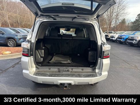 Used 2020 Toyota 4Runner SR5 Premium image 7