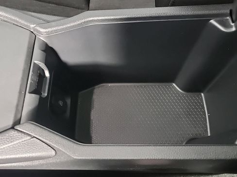 Certified 2024 Honda Accord EX image 28