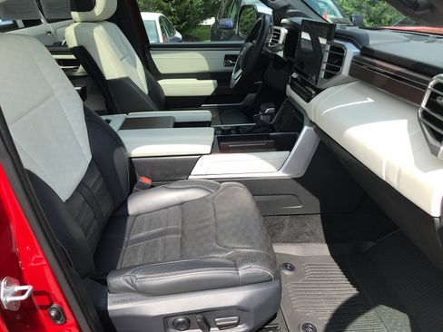 Certified 2023 Toyota Sequoia Capstone image 35