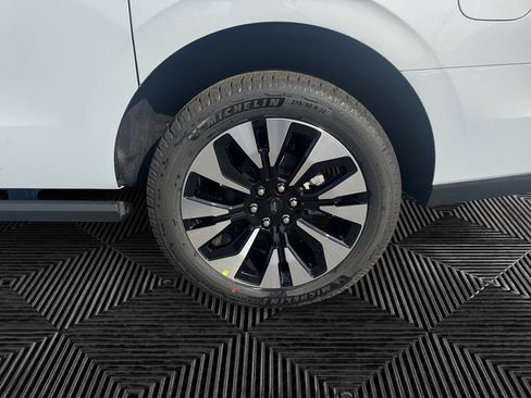 New 2026 Ford Expedition Max Platinum w/ Driver's Package image 14