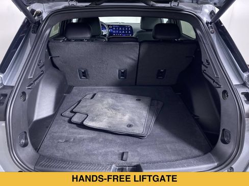 Certified 2024 Chevrolet Equinox EV LT FWD image 13