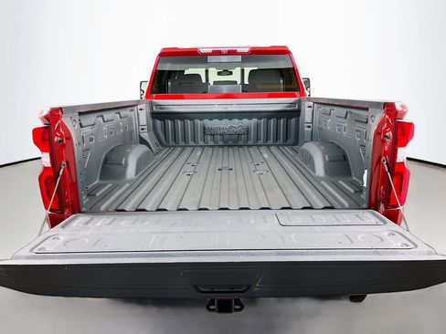 Used 2023 Chevrolet Silverado 2500 High Country AWD/4WD image 10