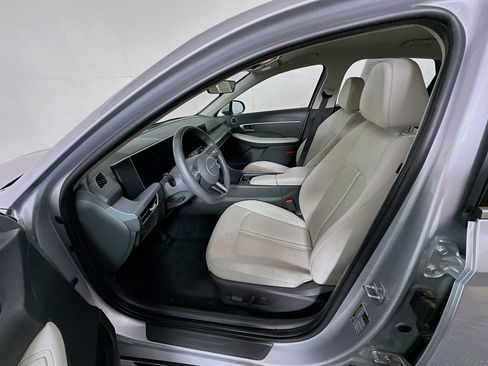 Used 2025 Hyundai Sonata SEL image 13