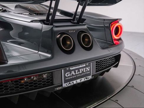 Used 2022 Ford GT image 24