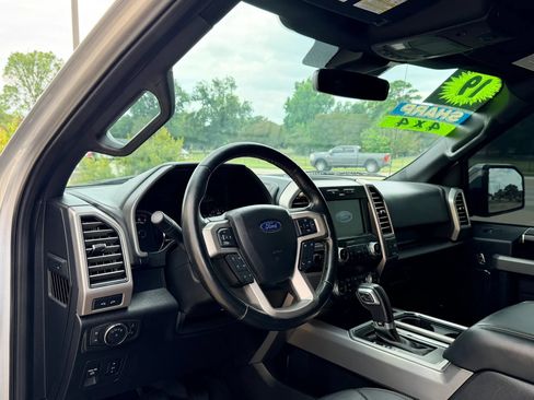 Used 2019 Ford F150 Platinum AWD/4WD image 9
