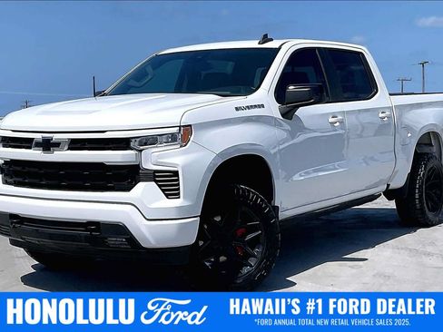 Used 2024 Chevrolet Silverado 1500 RST w/ Convenience Package II RWD image 1