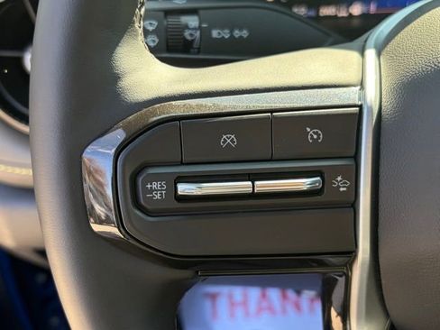 Used 2025 Chevrolet Colorado ZR2 w/ Technology Package image 10