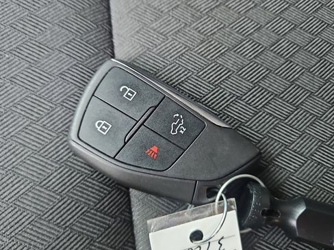 Used 2024 Chevrolet Silverado 2500 LT image 38