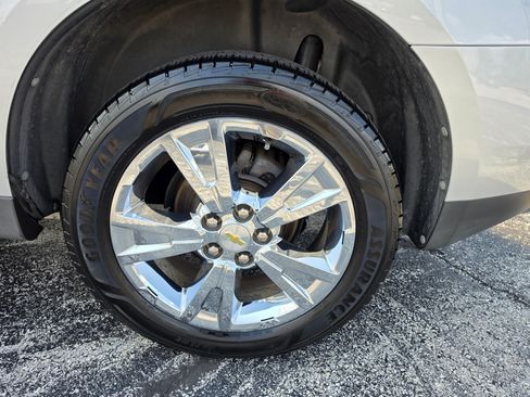 Used 2010 Chevrolet Equinox LTZ FWD image 14