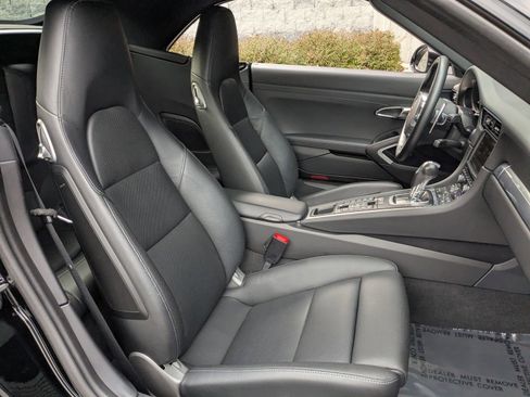Used 2013 Porsche 911 Carrera 4S image 30