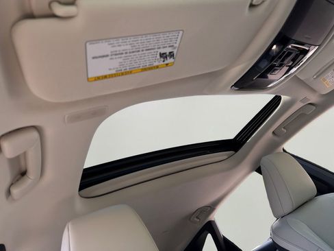 Used 2024 Lexus RX 350 Premium w/ Cold Area Package AWD/4WD image 8