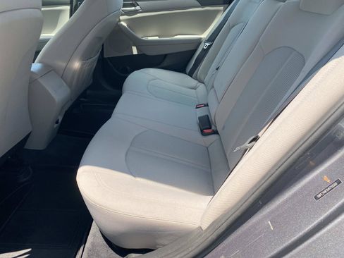 Used 2018 Hyundai Sonata SE FWD image 13