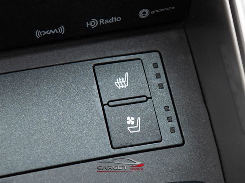 Used 2018 Lexus IS 300 F Sport w/ F Sport Package image 32