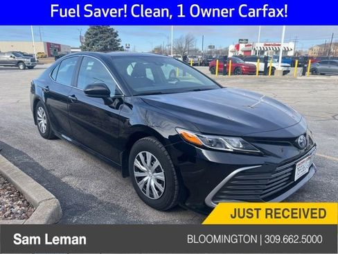 Used 2024 Toyota Camry LE image 1