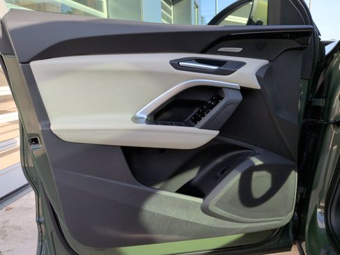 New 2025 Audi Q5 Prestige image 13