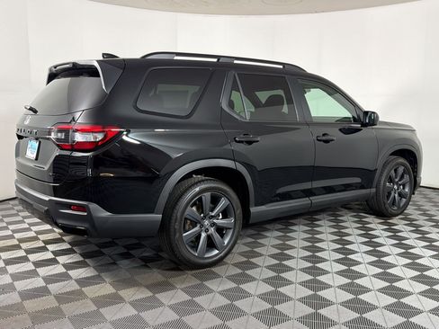 New 2026 Honda Pilot Sport image 6