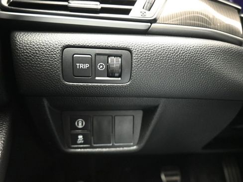 Used 2019 Honda Accord Sport image 28