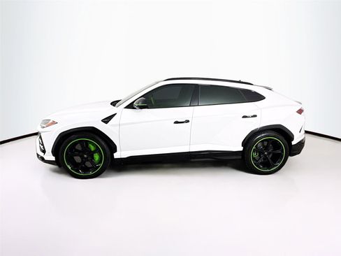 Used 2019 Lamborghini Urus image 25