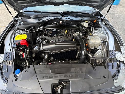 Used 2025 Ford Mustang Premium RWD image 26