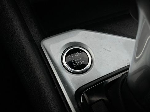 Used 2025 Nissan Altima 2.5 SV image 24