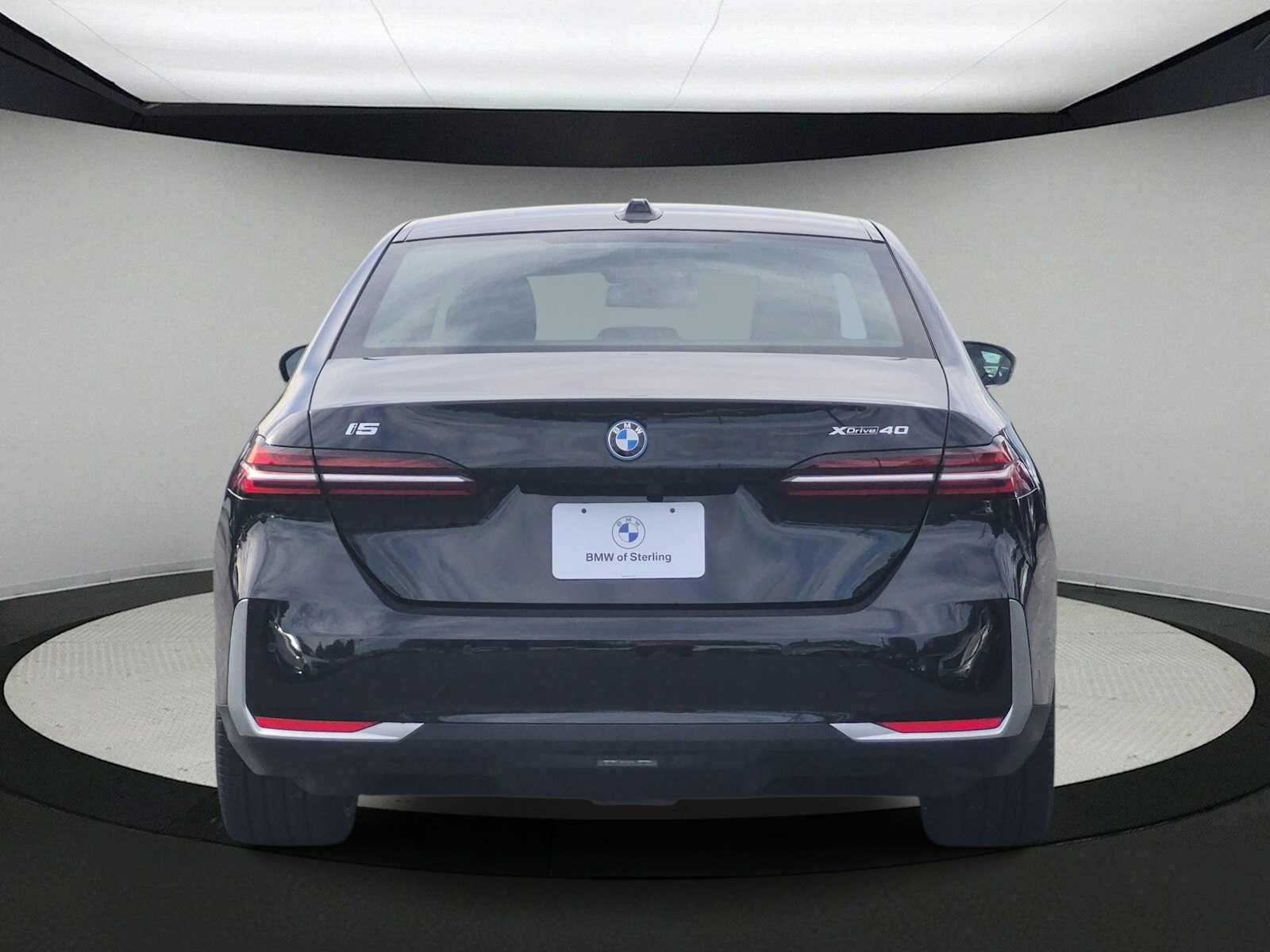 Used 2026 BMW i5 eDrive40 w/ Premium Package AWD/4WD image 7