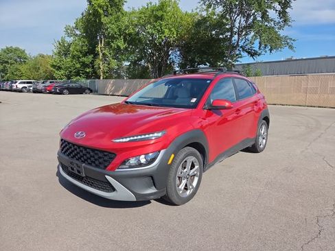 Used 2022 Hyundai Kona SEL AWD/4WD image 2