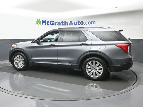 Used 2022 Ford Explorer Limited w/ Equipment Group 301A AWD/4WD image 19