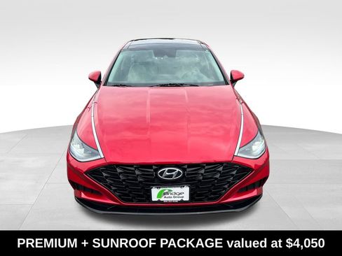 Used 2020 Hyundai Sonata SEL w/ Premium + Sunroof Package FWD image 2