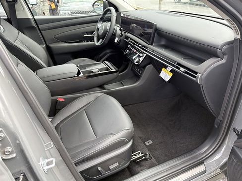 New 2026 Hyundai Tucson Limited image 13