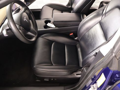 Used 2019 Tesla Model 3 Standard Range RWD image 9