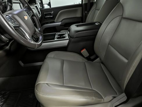 Used 2019 Chevrolet Silverado 2500 LTZ w/ Duramax Plus Package image 20