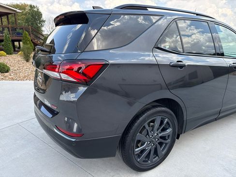 Used 2022 Chevrolet Equinox RS image 41