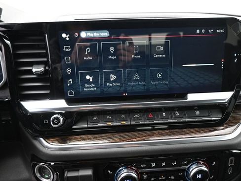 New 2026 GMC Sierra 1500 SLE image 11