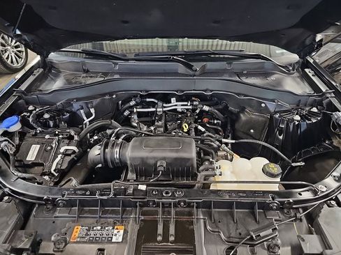 Used 2023 Ford Explorer XLT w/ Equipment Group 202A image 30