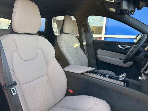 New 2026 Volvo XC60 B5 Plus w/ Protection Package Premier image 15