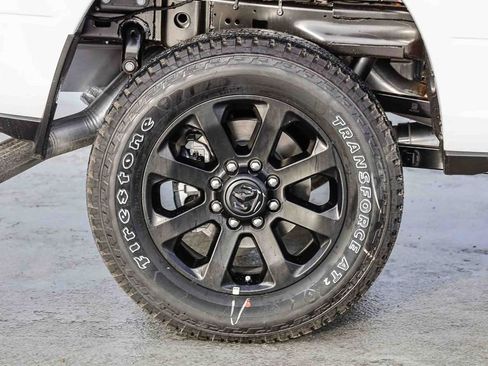 New 2026 RAM 2500 Laramie AWD/4WD image 12